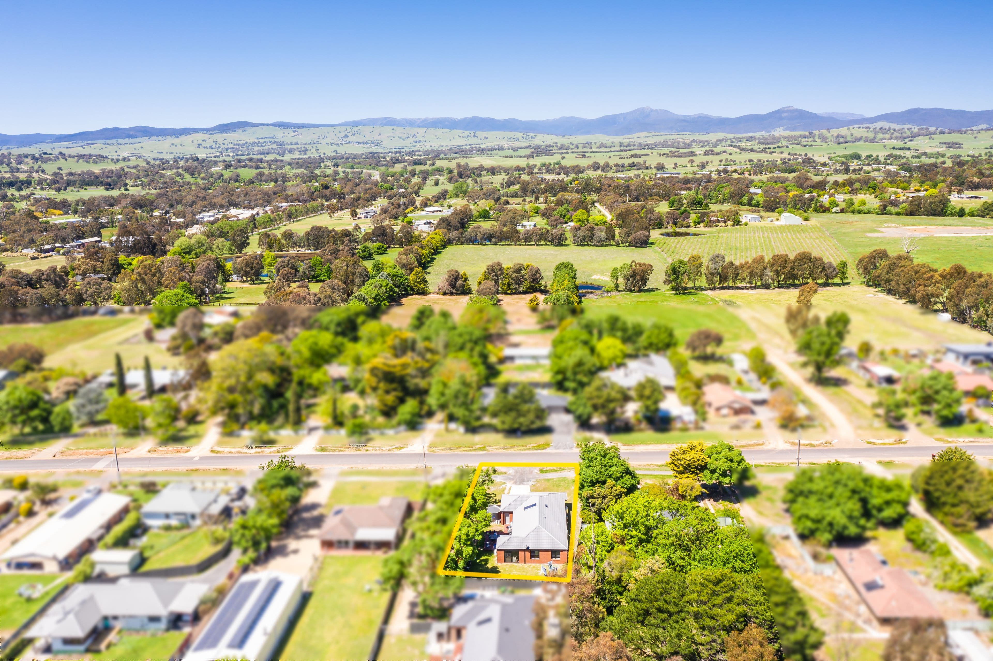 73a Highton Lane, Mansfield VIC 3722, Mansfield - Thumbnail 2
