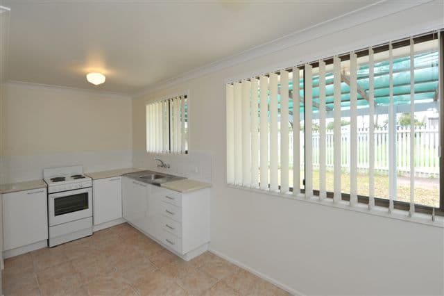 9 Claire-Lee Crescent, KINGSTHORPE QLD 4400, Kingsthorpe - Thumbnail 4
