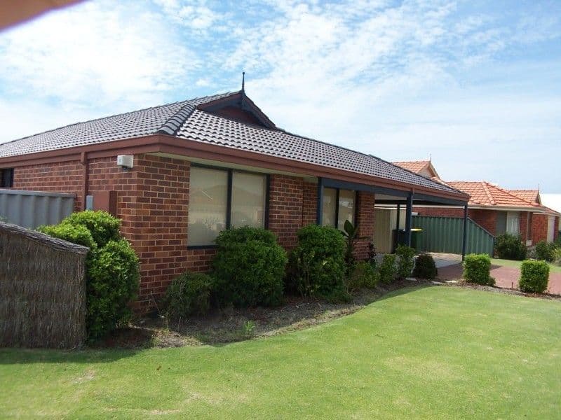 12 Manor Gardens, HIGH WYCOMBE WA 6057, High Wycombe - Thumbnail 2