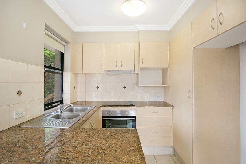 6 'Toucan Beach' 22 First Avenue, Broadbeach QLD 4218, Broadbeach - Thumbnail 3