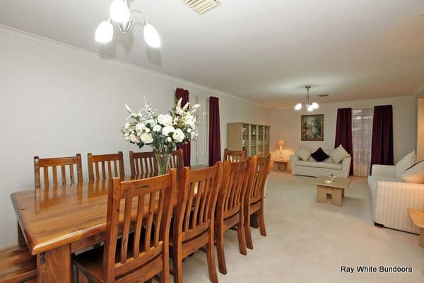 27 Pulford Crescent, MILL PARK VIC 3082, Mill Park - Thumbnail 4