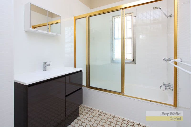 64 White Street, WAVELL HEIGHTS QLD 4012, Wavell Heights - Thumbnail 4