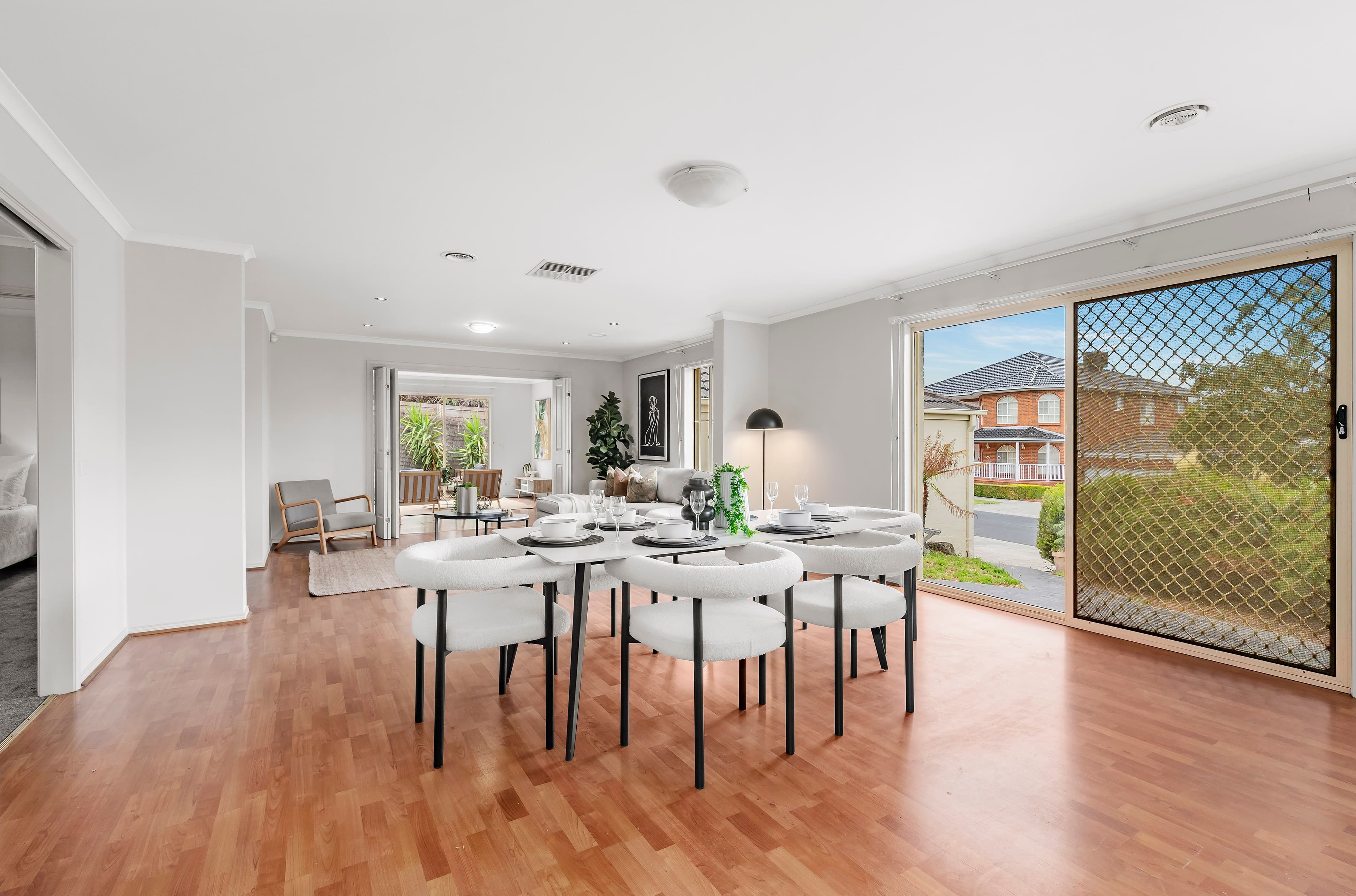 6 Emily Place, Mill Park VIC 3082, Mill Park - Thumbnail 4