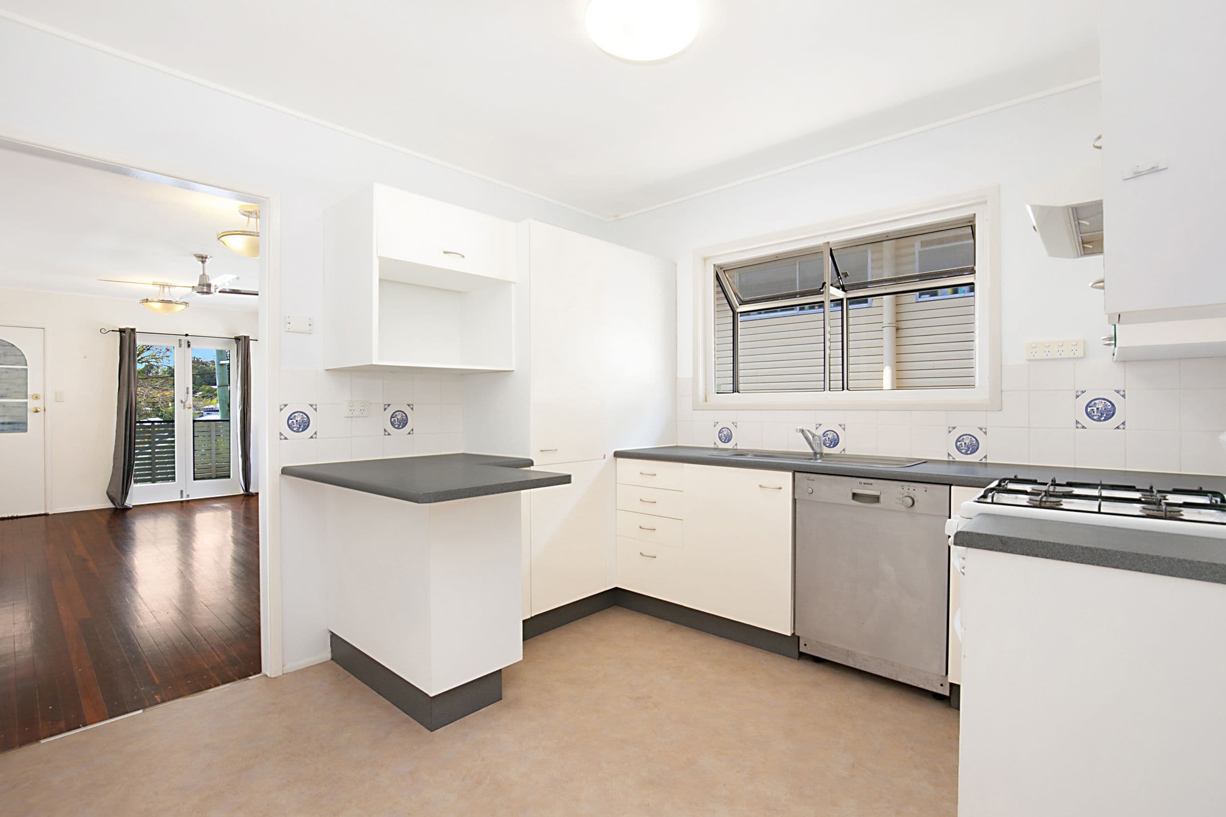 84 Waverley Road, Taringa QLD 4068, Taringa - Thumbnail 2