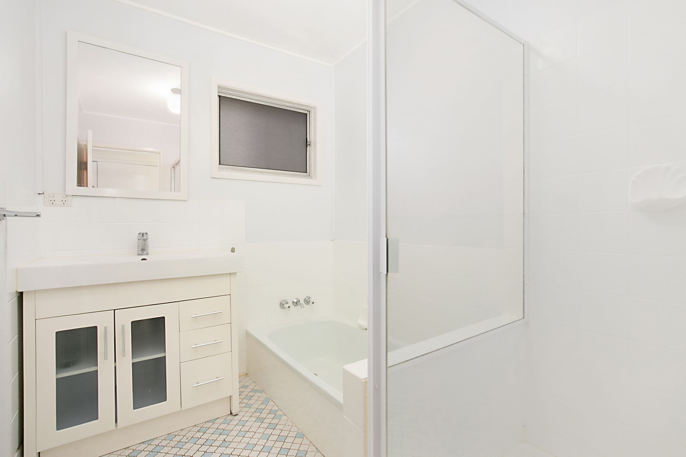 84 Waverley Road, Taringa QLD 4068, Taringa - Thumbnail 6
