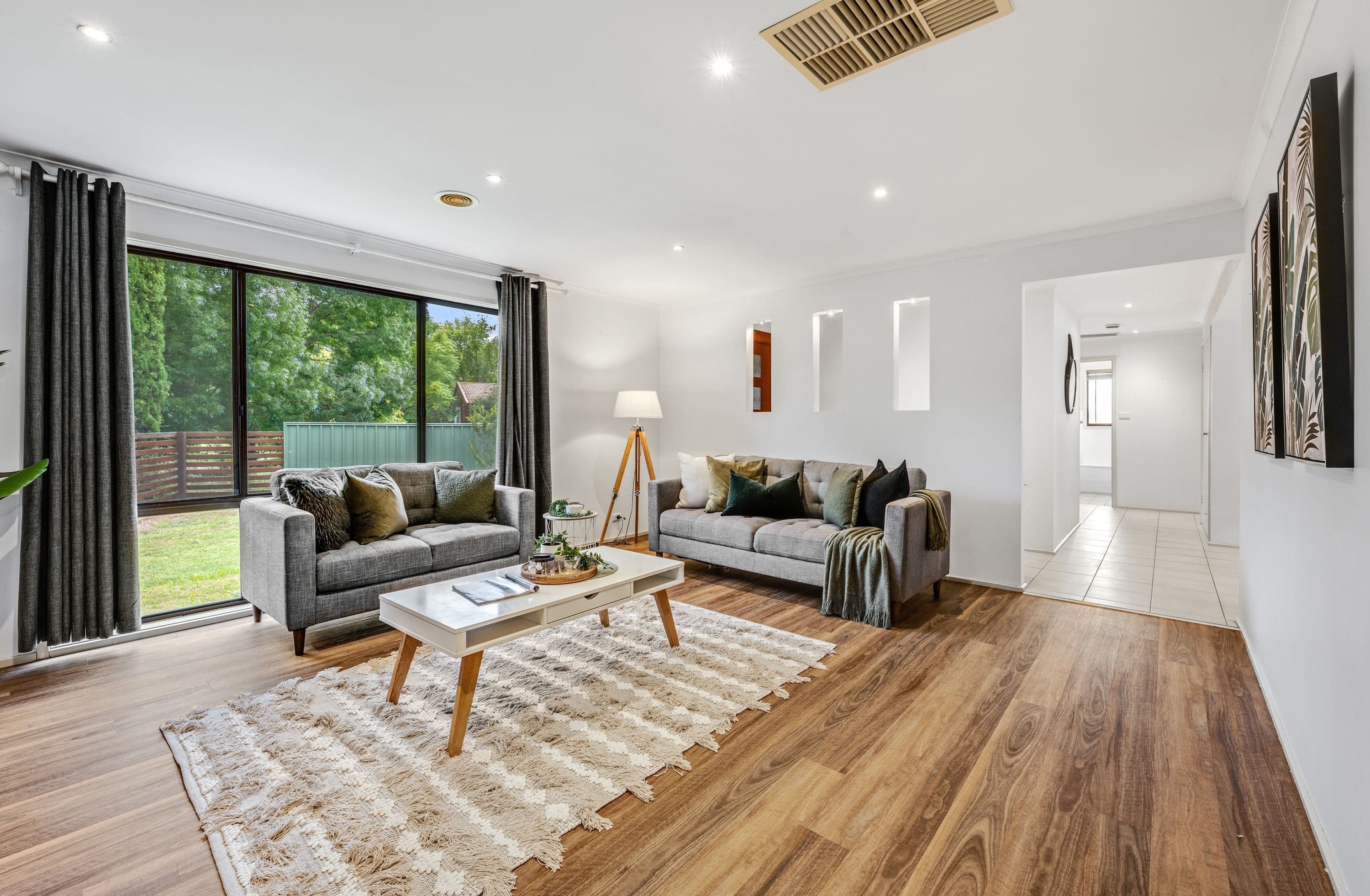 16 Conway Place, Gowrie ACT 2904, Gowrie - Thumbnail 2