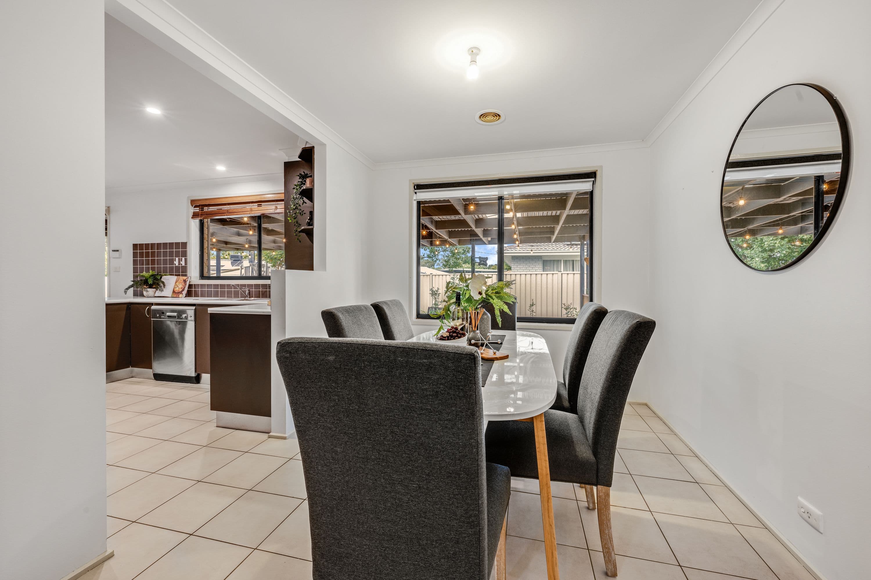 16 Conway Place, Gowrie ACT 2904, Gowrie - Thumbnail 3