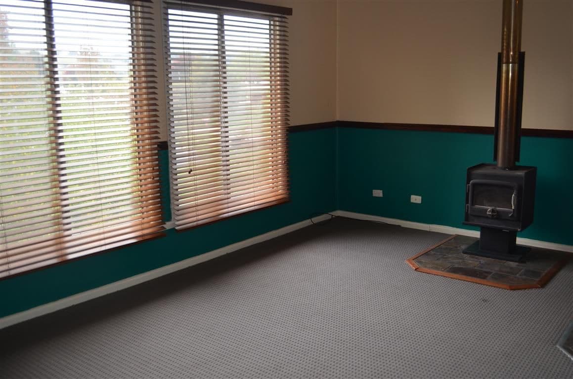 21 Lockhart Street, Adelong - Thumbnail 8