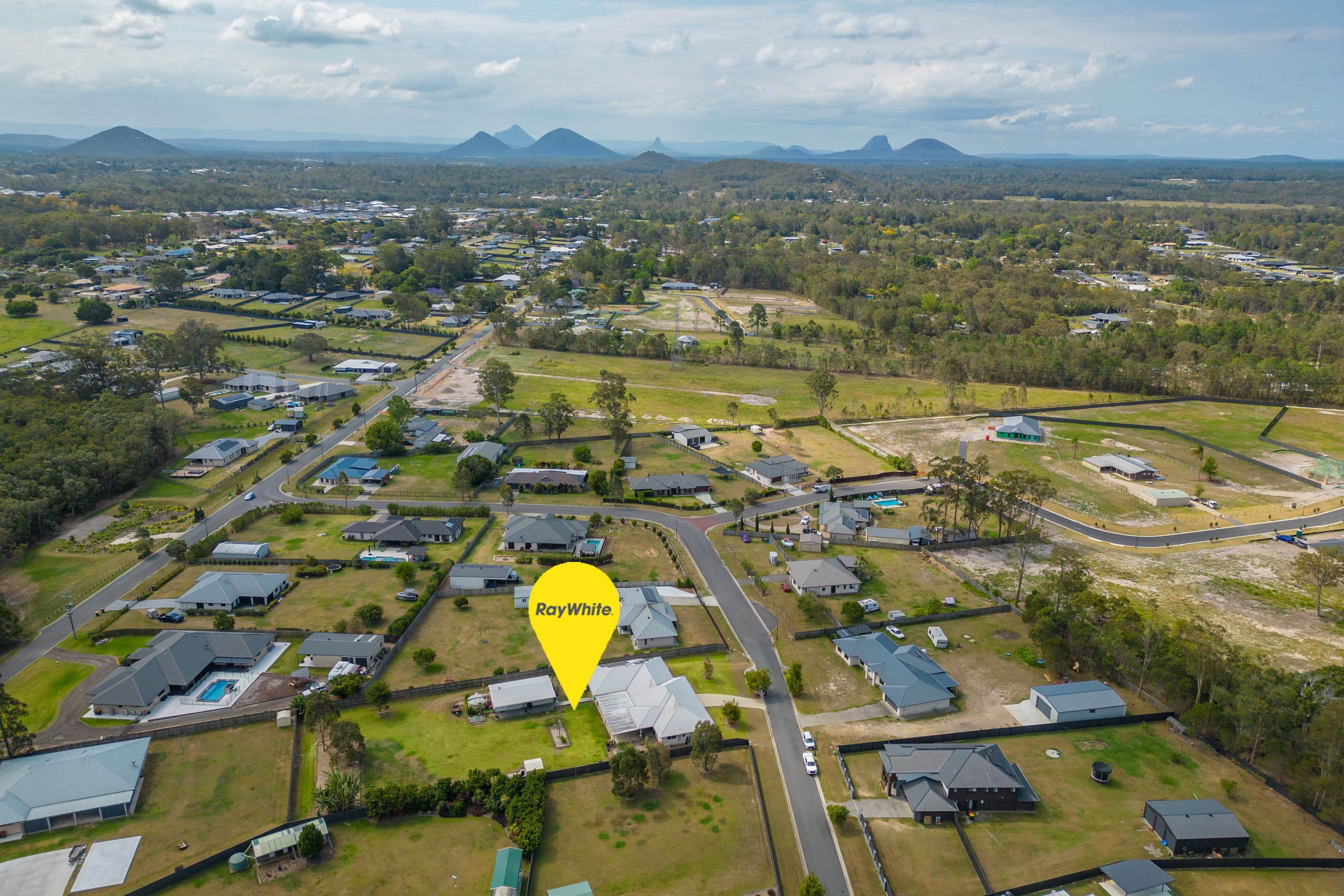 22 Ashleigh Street, Caboolture QLD 4510, Caboolture - Thumbnail 3