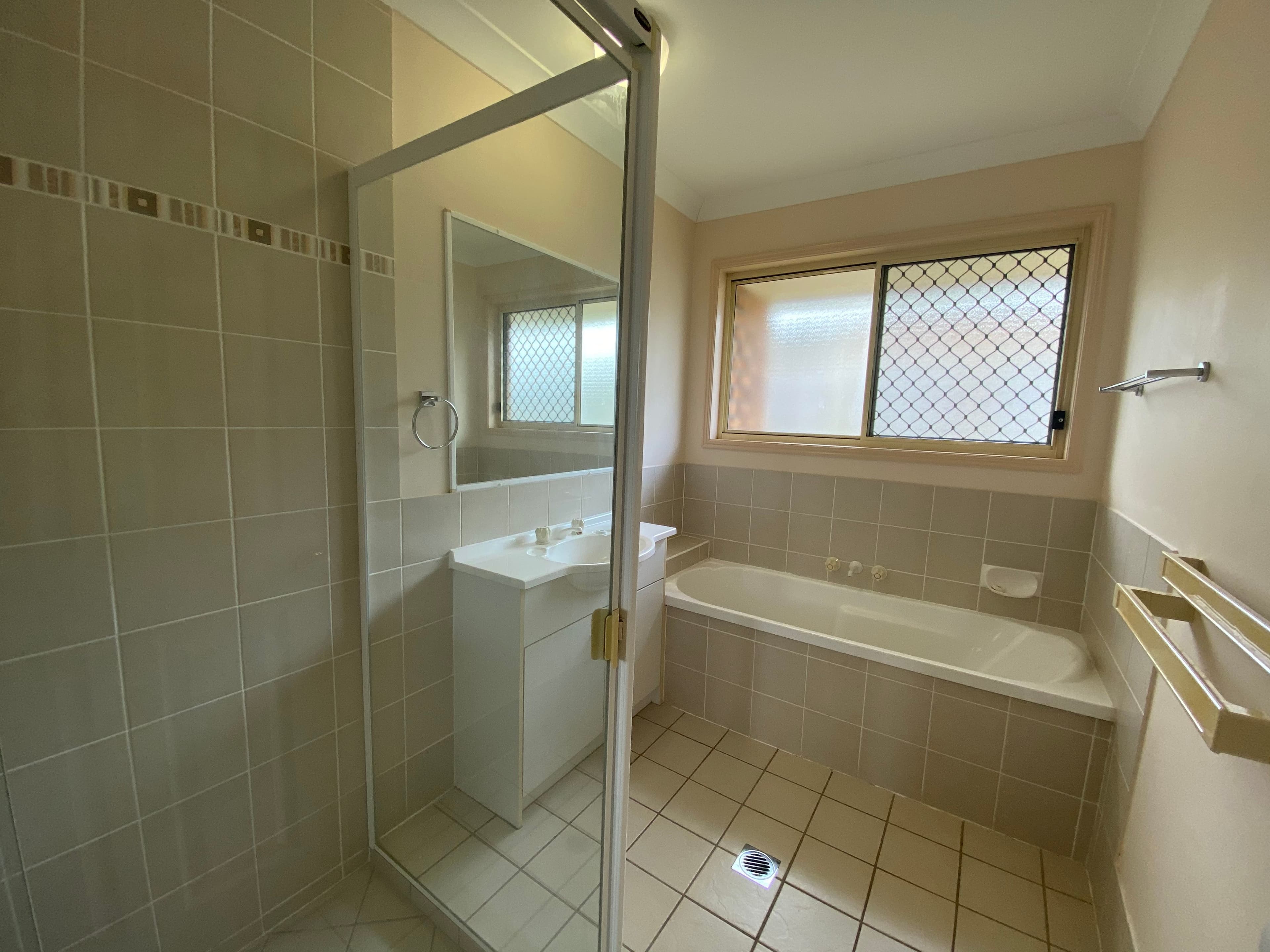 4 Cockatiel Court, Deception Bay QLD 4508, Deception Bay - Thumbnail 6