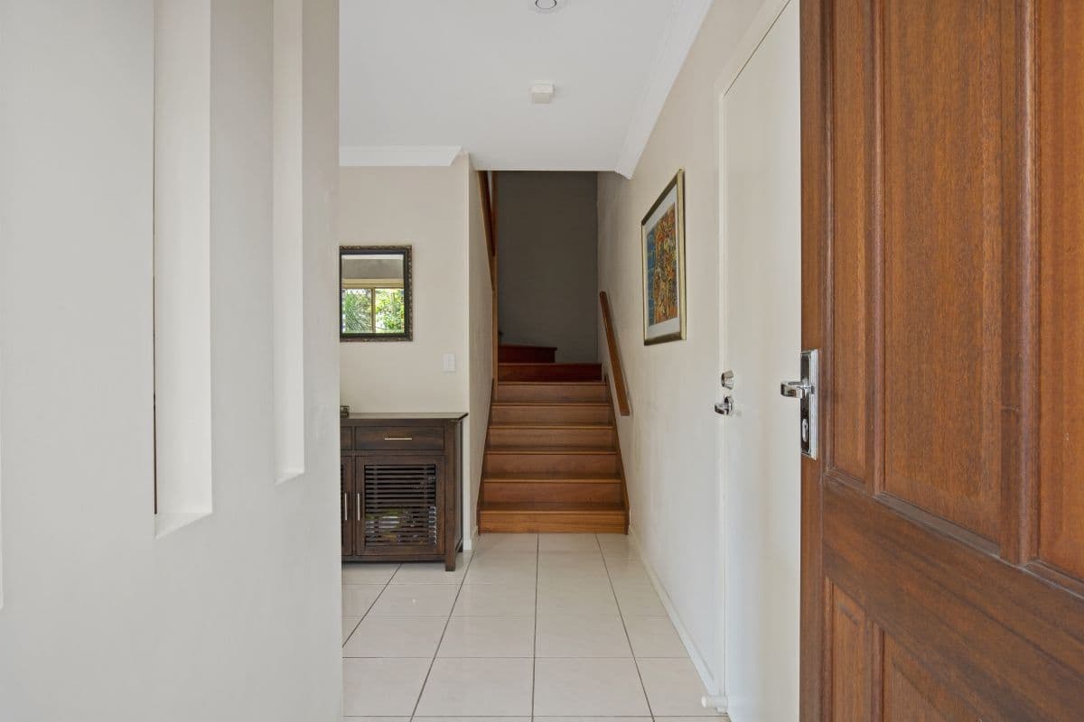 21 Robert Street, Mudgeeraba QLD 4213, Mudgeeraba - Thumbnail 8