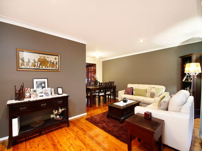 8 Marton Crescent, KINGS LANGLEY NSW 2147, Kings Langley - Thumbnail 2