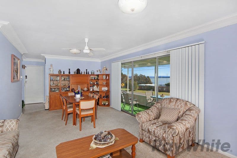 7 First Avenue, TOUKLEY NSW 2263, Toukley - Thumbnail 4