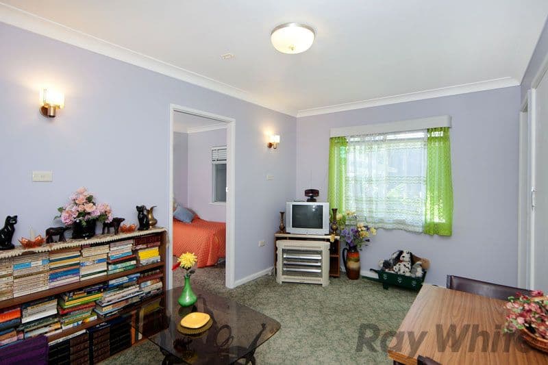 7 First Avenue, TOUKLEY NSW 2263, Toukley - Thumbnail 5
