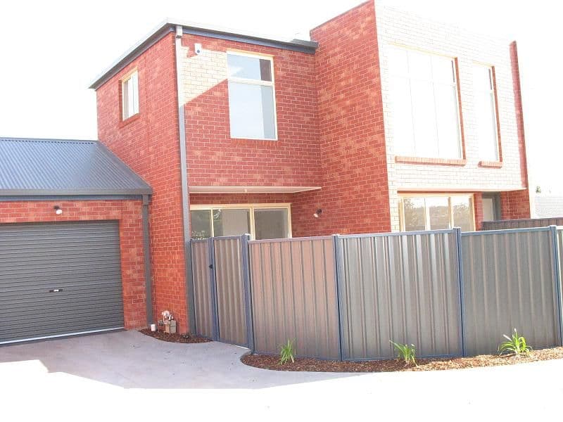 52 Pascoe Street, WESTMEADOWS VIC 3049, Westmeadows - Thumbnail 2