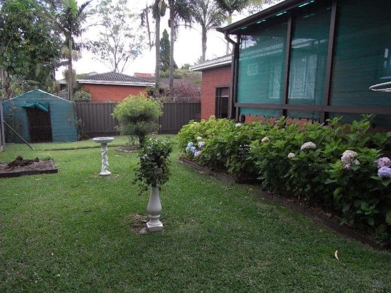 127 Lorraine Street, PEAKHURST HEIGHTS NSW 2210, Peakhurst Heights - Thumbnail 3