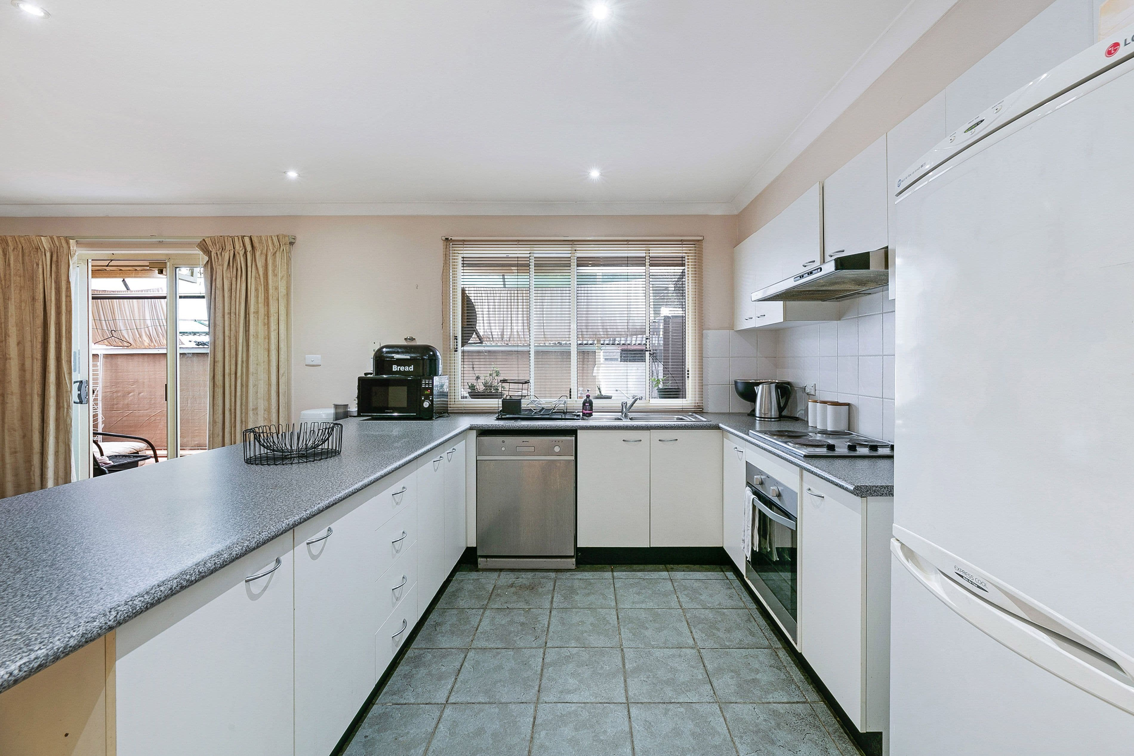 208 Auburn Road, Yagoona NSW 2199, Yagoona - Thumbnail 3