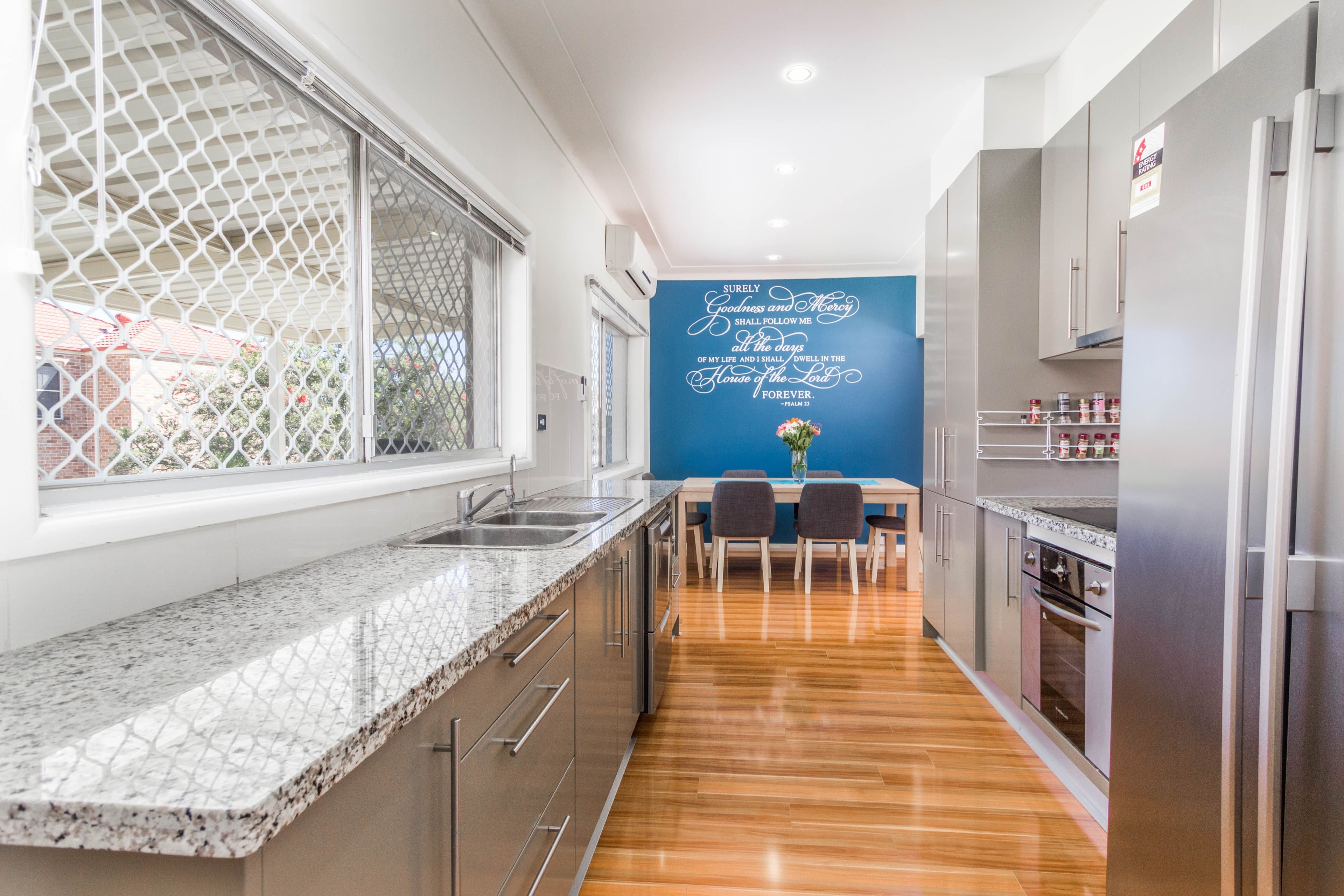 8 Hilltop Avenue, Blacktown NSW 2148, Blacktown - Thumbnail 3