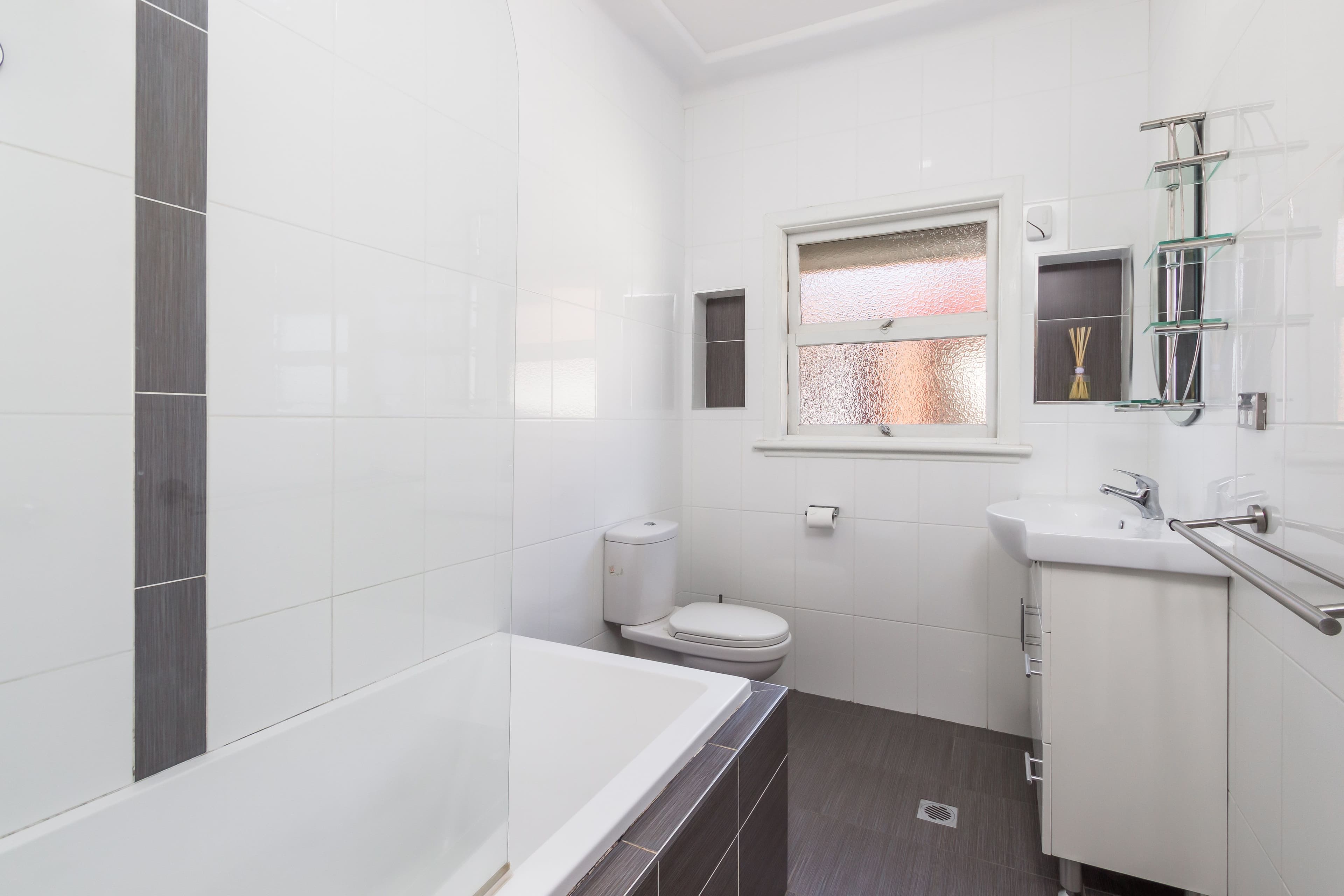8 Hilltop Avenue, Blacktown NSW 2148, Blacktown - Thumbnail 6