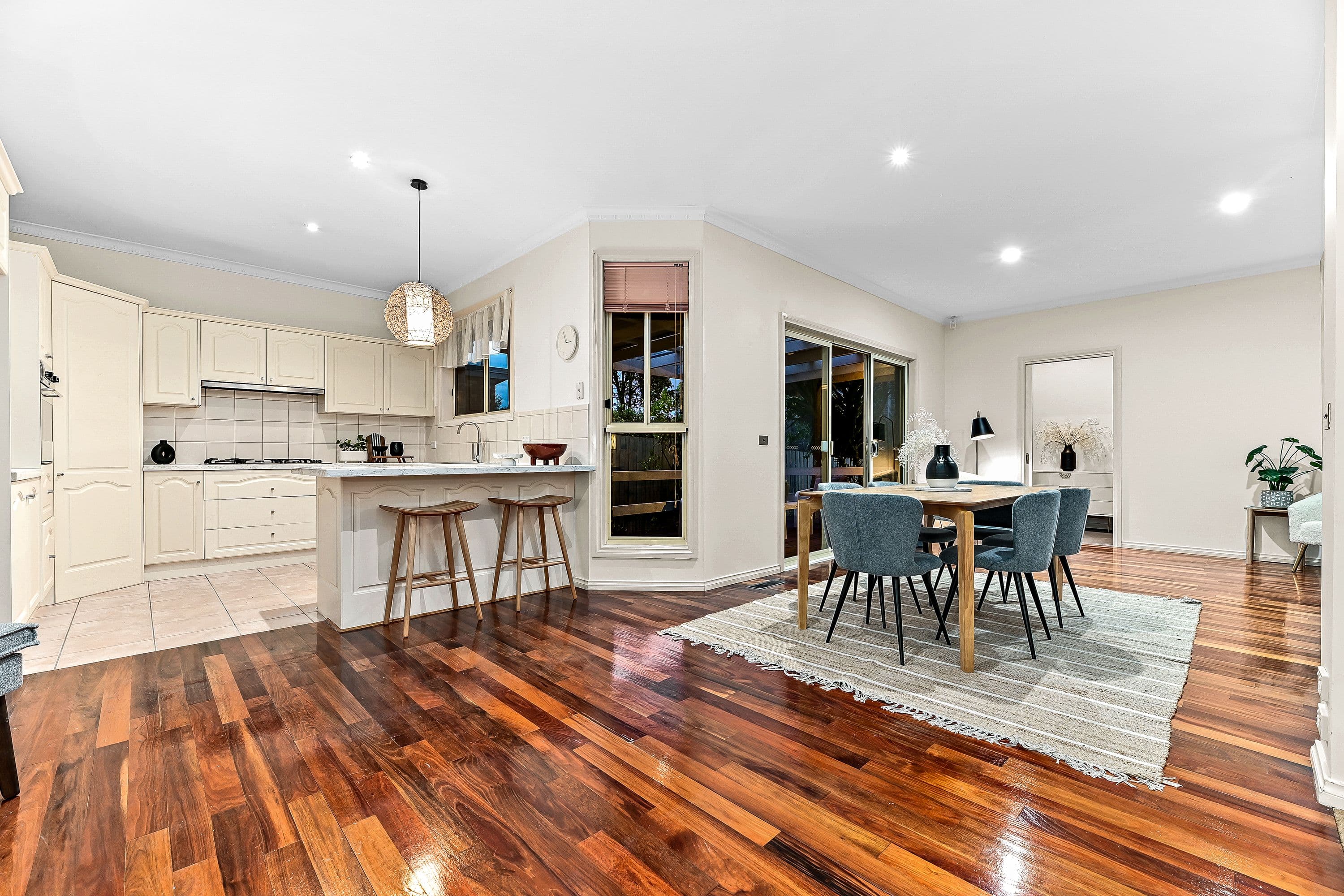 28 Danien Street, Glen Waverley VIC 3150, Glen Waverley - Thumbnail 5