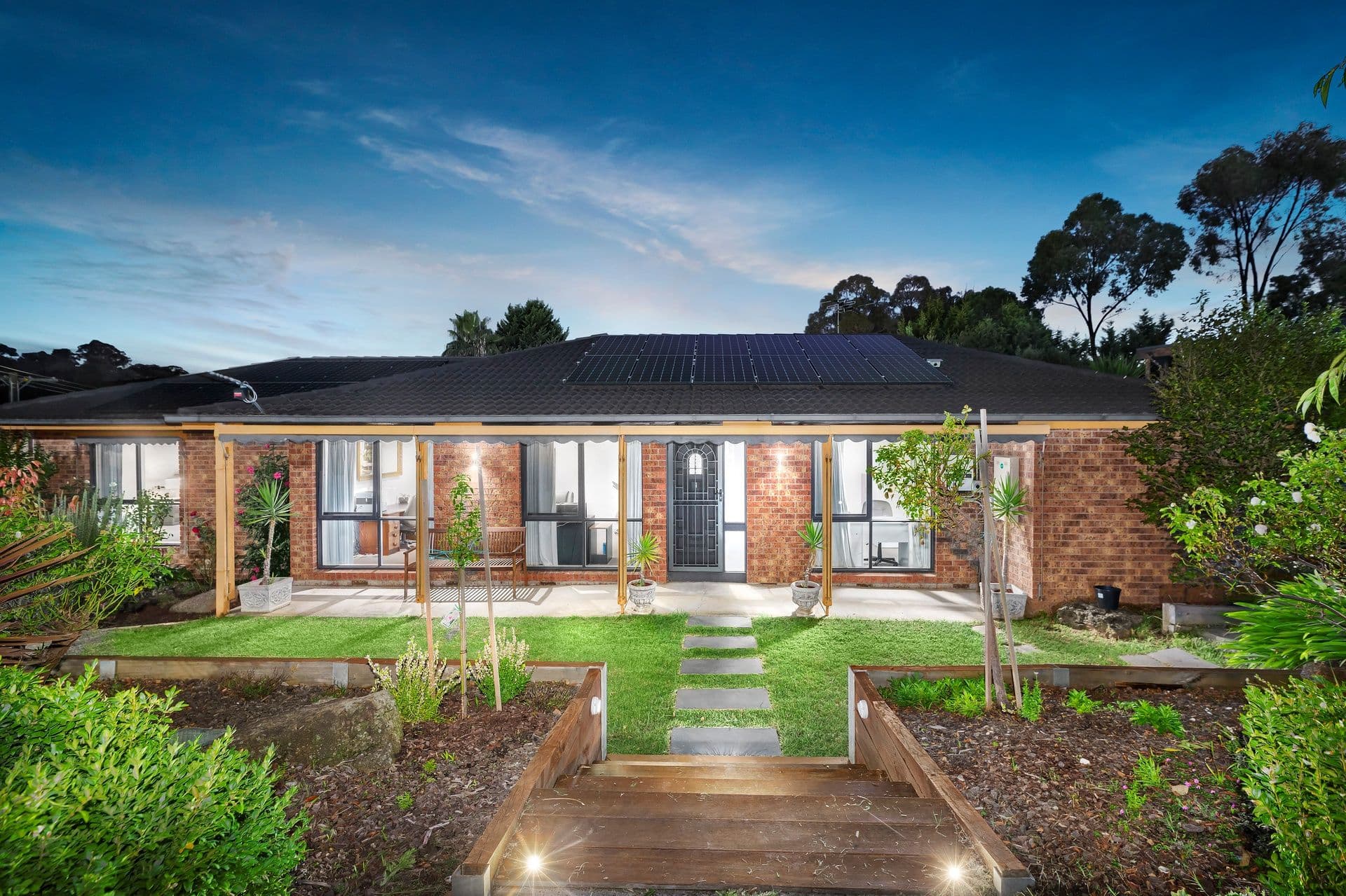 81 Oronsay Crescent, Diamond Creek VIC 3089, Diamond Creek - Thumbnail 2