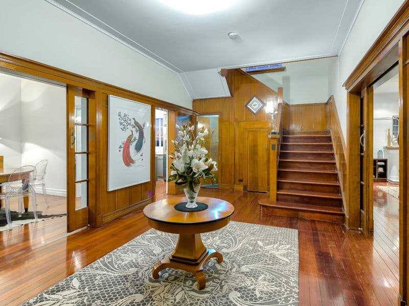 81 Dornoch Terrace, HIGHGATE HILL QLD 4101, Highgate Hill - Thumbnail 2
