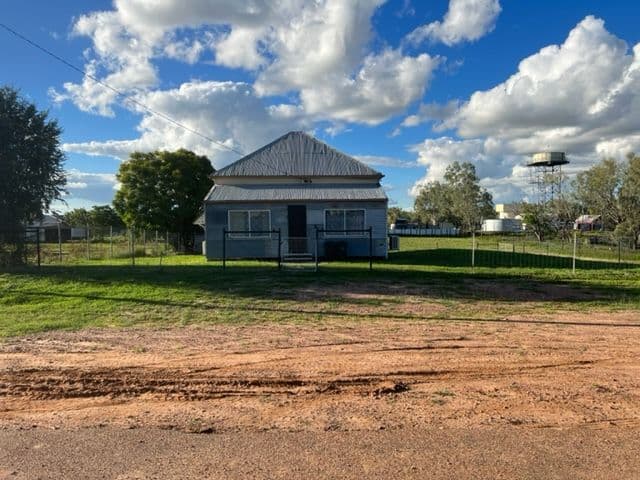 3 Saint Ann, Isisford QLD 4731, Isisford - Image 1