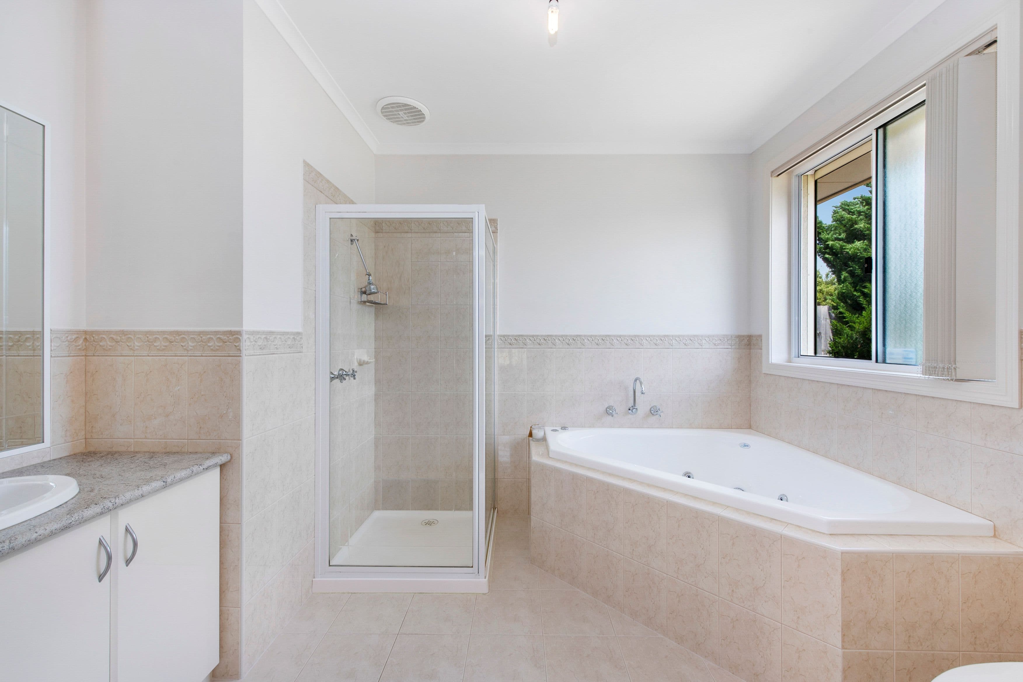 7 Winkler Drive, Taylors Lakes VIC 3038, Taylors Lakes - Thumbnail 8