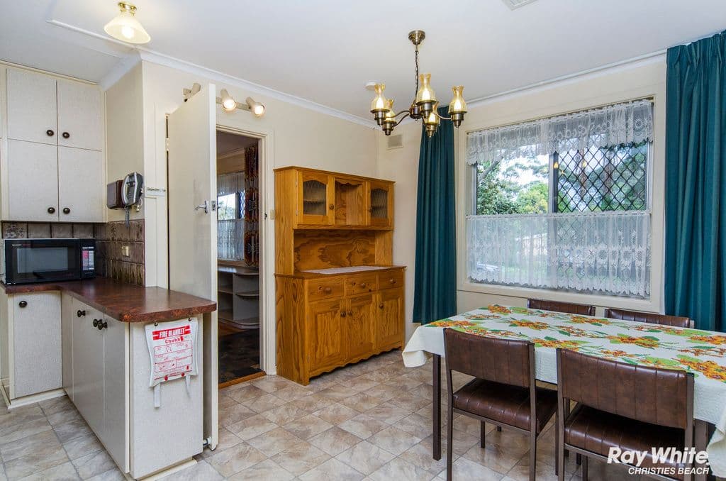 16 Anselm Street, Christie Downs SA 5164, Christie Downs - Thumbnail 4