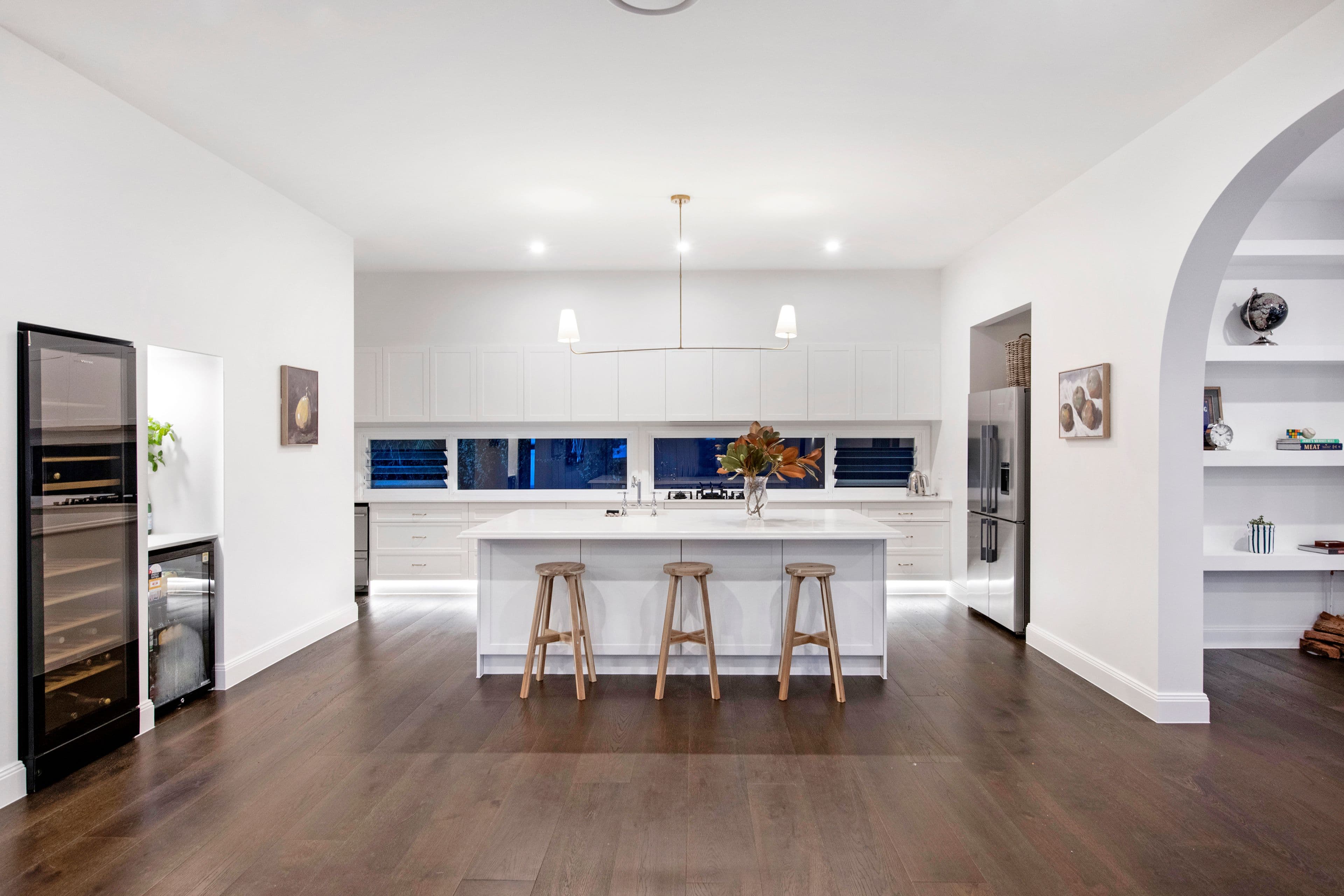 1 Ilkinia Avenue, Broadbeach Waters QLD 4218, Broadbeach Waters - Image 1