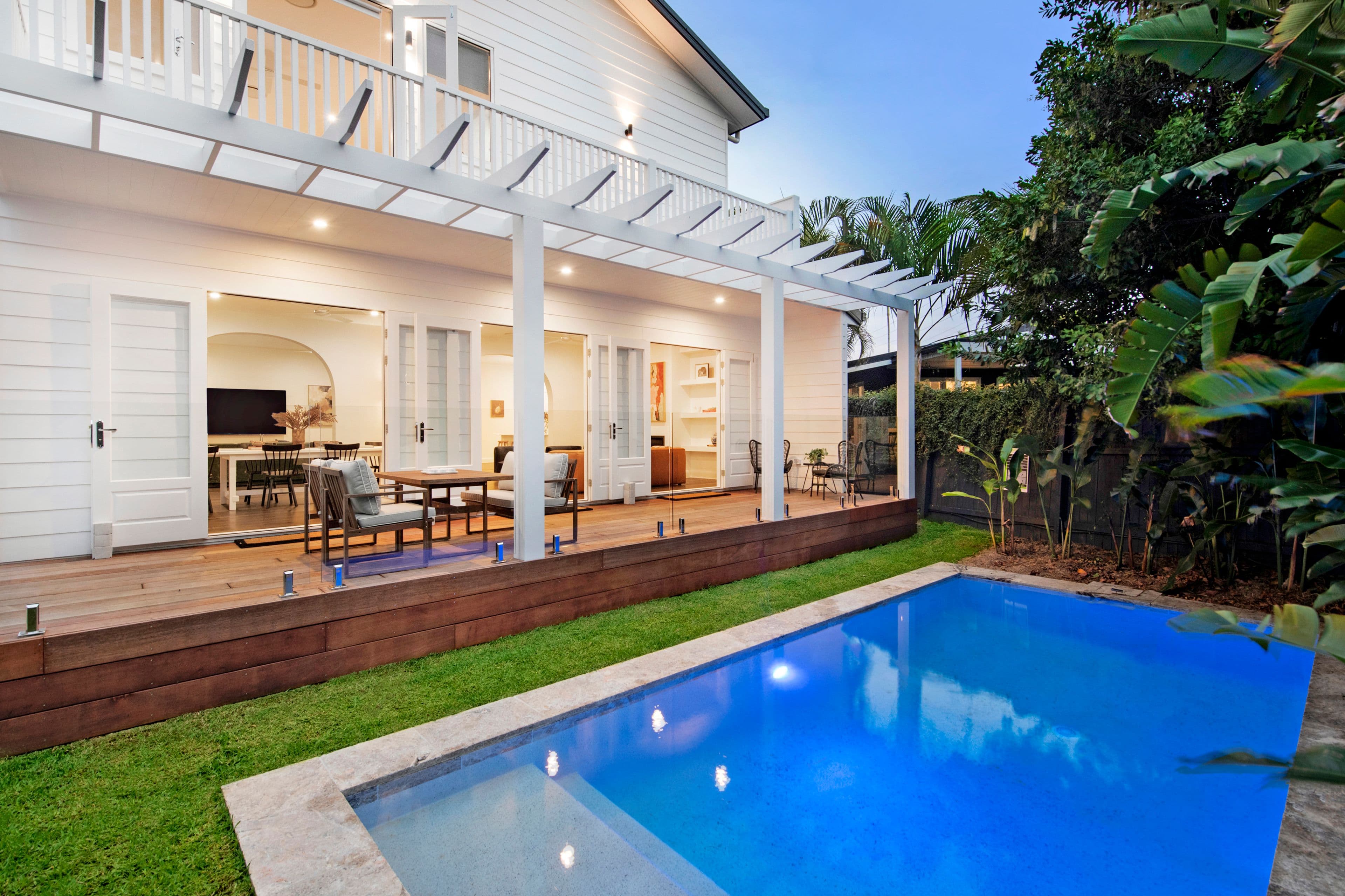 1 Ilkinia Avenue, Broadbeach Waters QLD 4218, Broadbeach Waters - Thumbnail 2