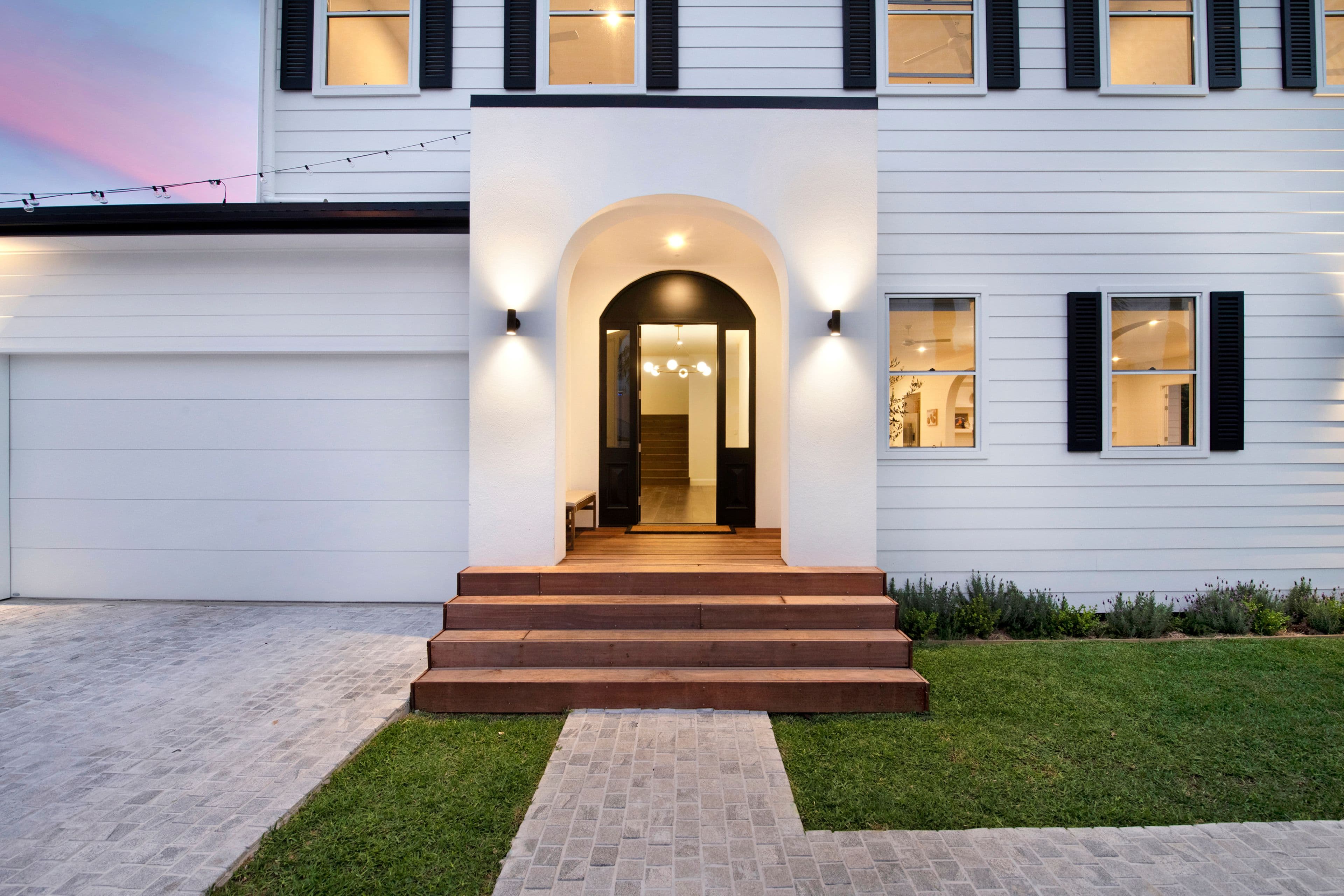 1 Ilkinia Avenue, Broadbeach Waters QLD 4218, Broadbeach Waters - Thumbnail 3