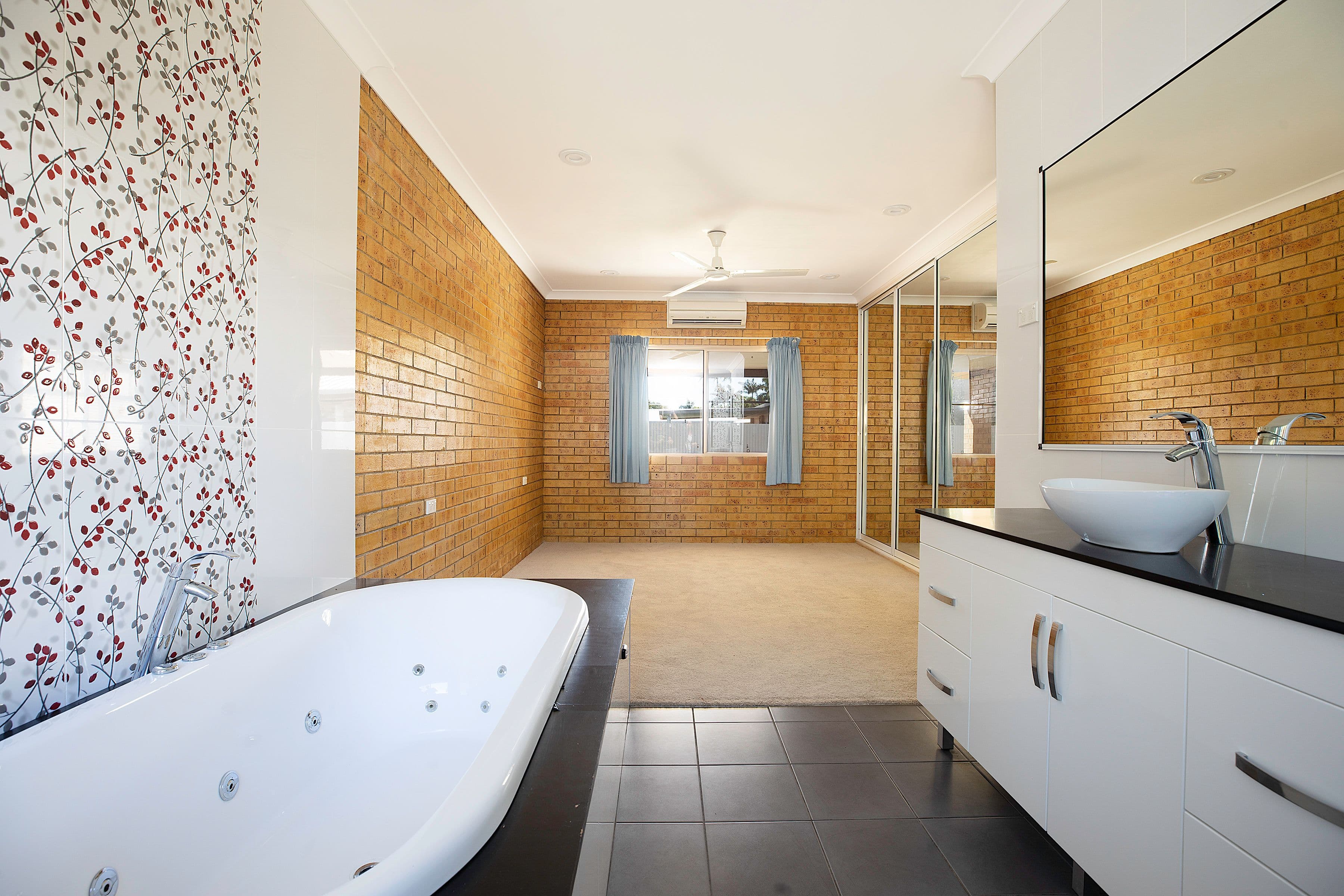 65 Tropical Avenue, Andergrove QLD 4740, Andergrove - Thumbnail 6