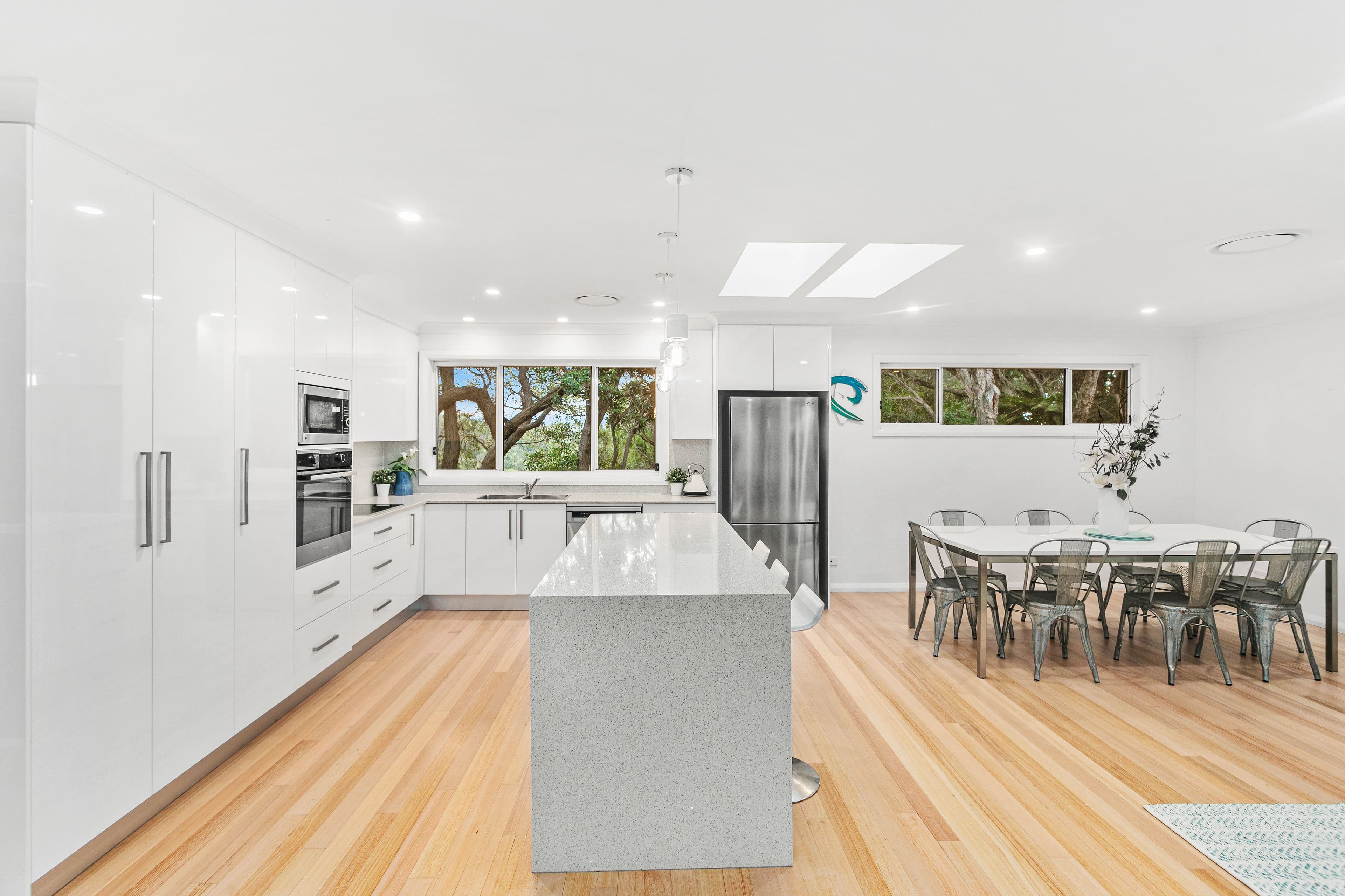 6 Beach Road, Shellharbour NSW 2529, Shellharbour - Image 1