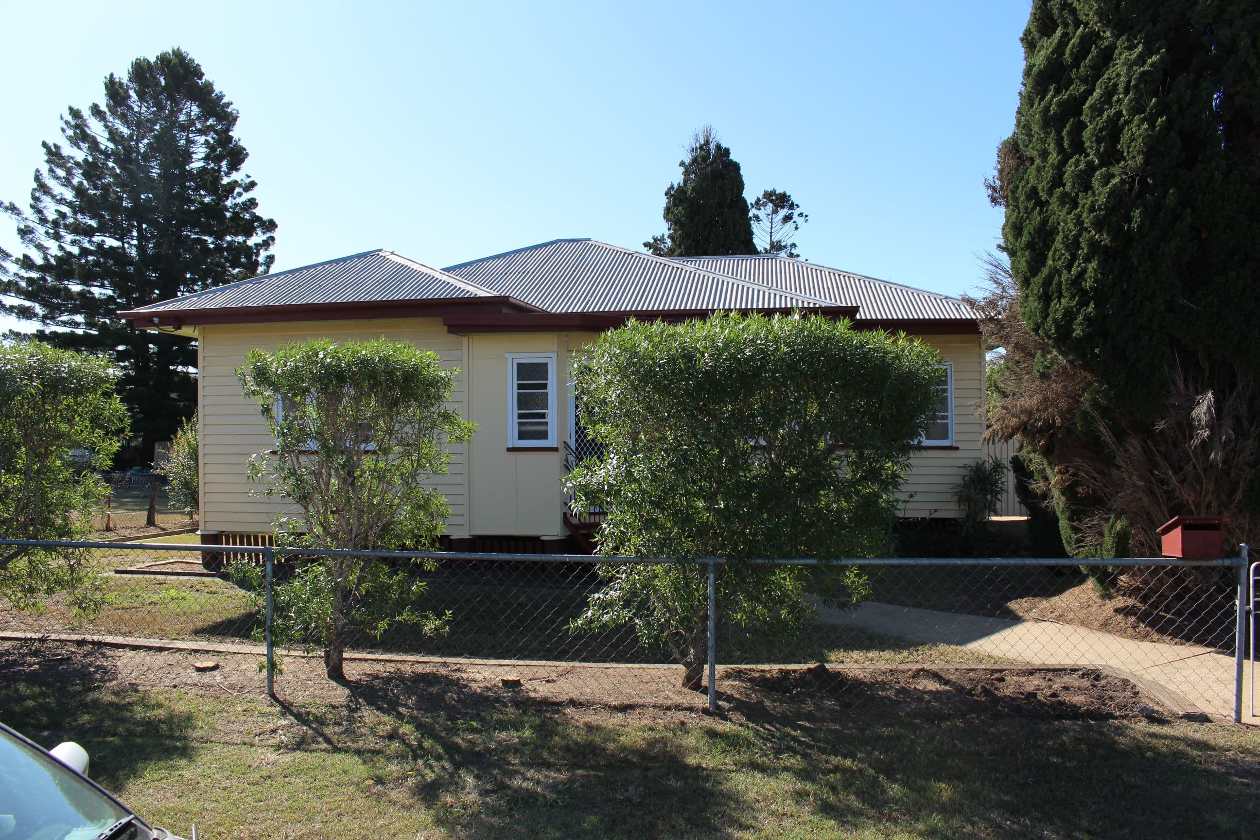 5 Pryde Street, Lowood QLD 4311, Lowood - Thumbnail 2