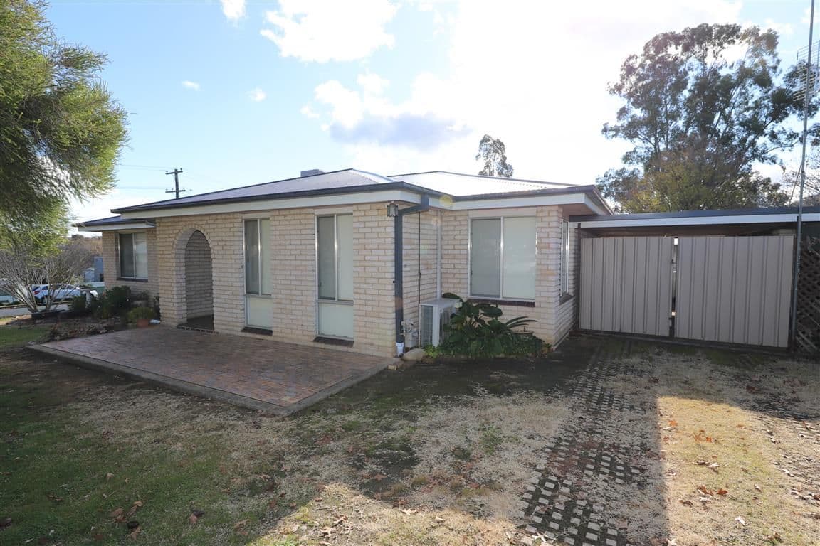 66 Lockhart Street, Adelong NSW 2729, Adelong - Thumbnail 2