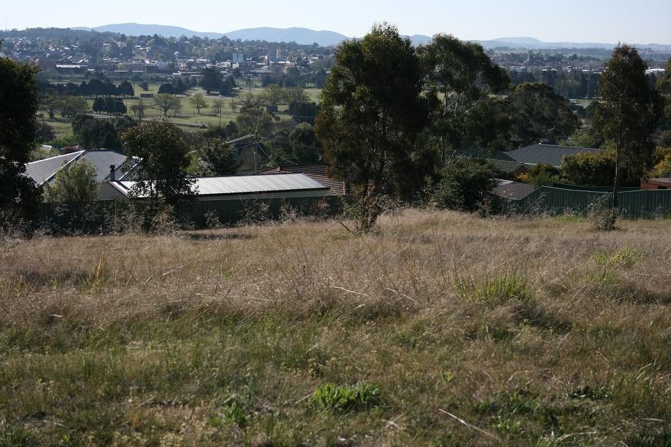12 Melliodora Avenue, GOULBURN NSW 2580, Goulburn - Image 1