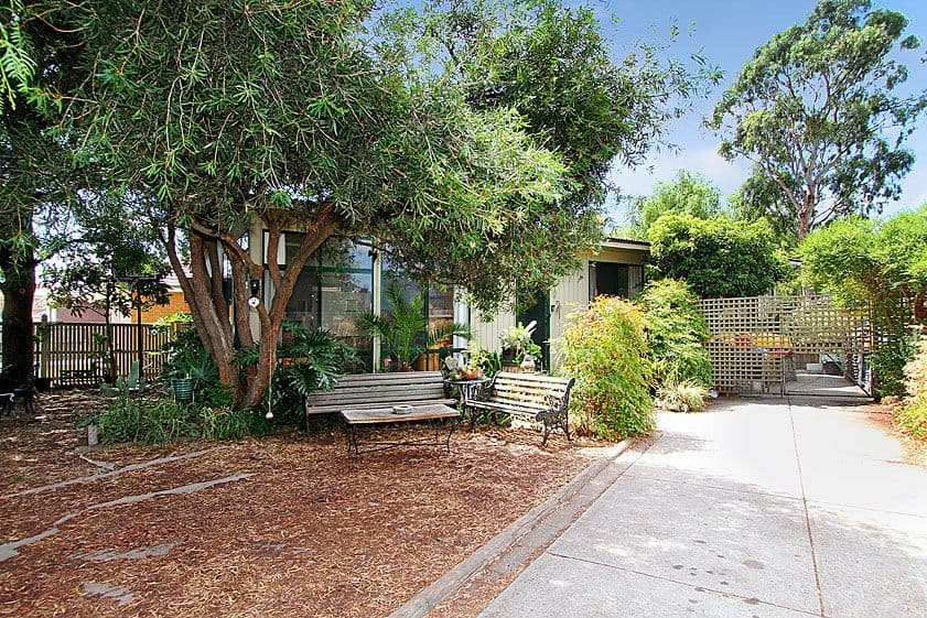 4 Ash Street, THOMASTOWN VIC 3074, Thomastown - Thumbnail 2