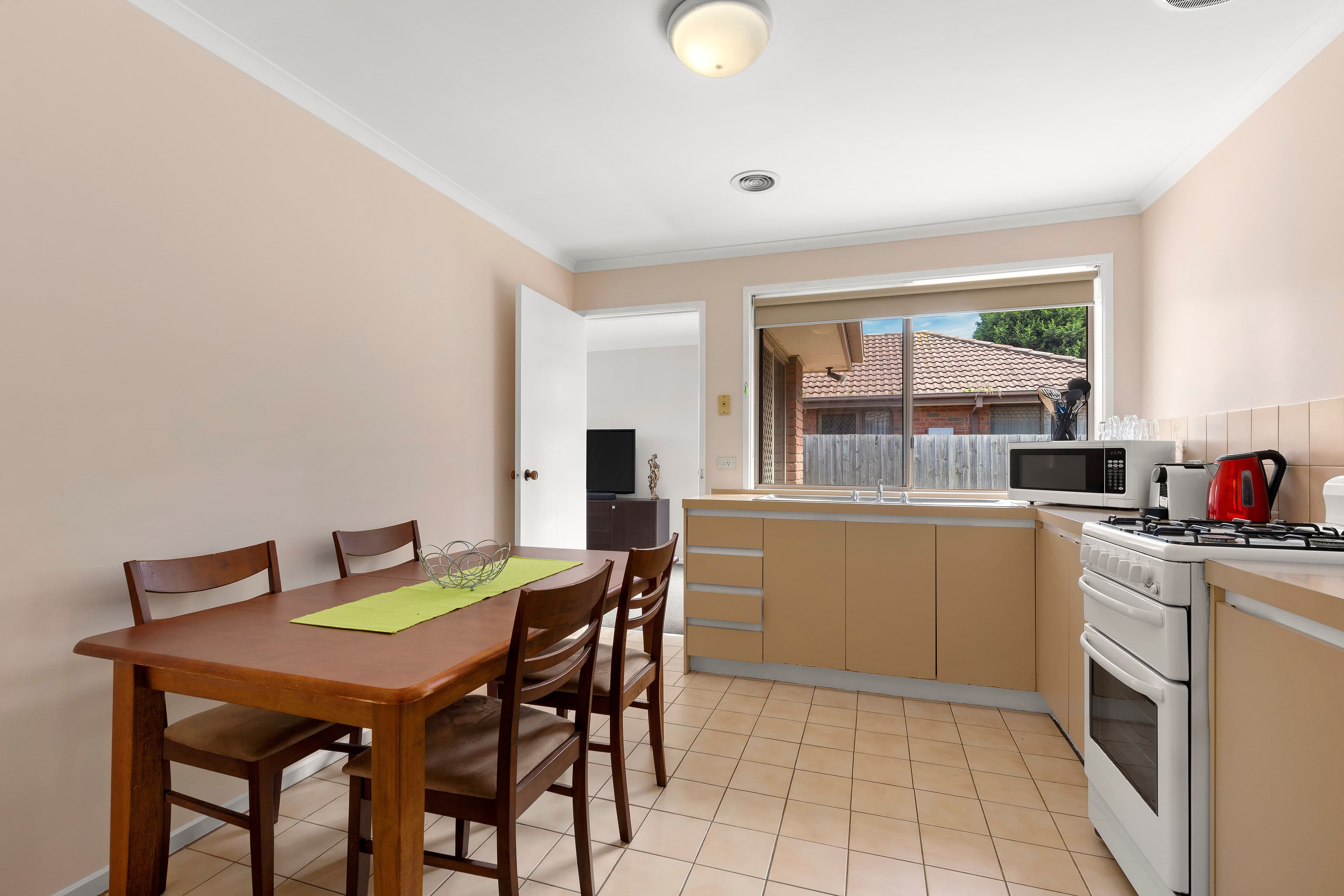 39 Cunningham Drive, Mill Park VIC 3082, Mill Park - Thumbnail 3