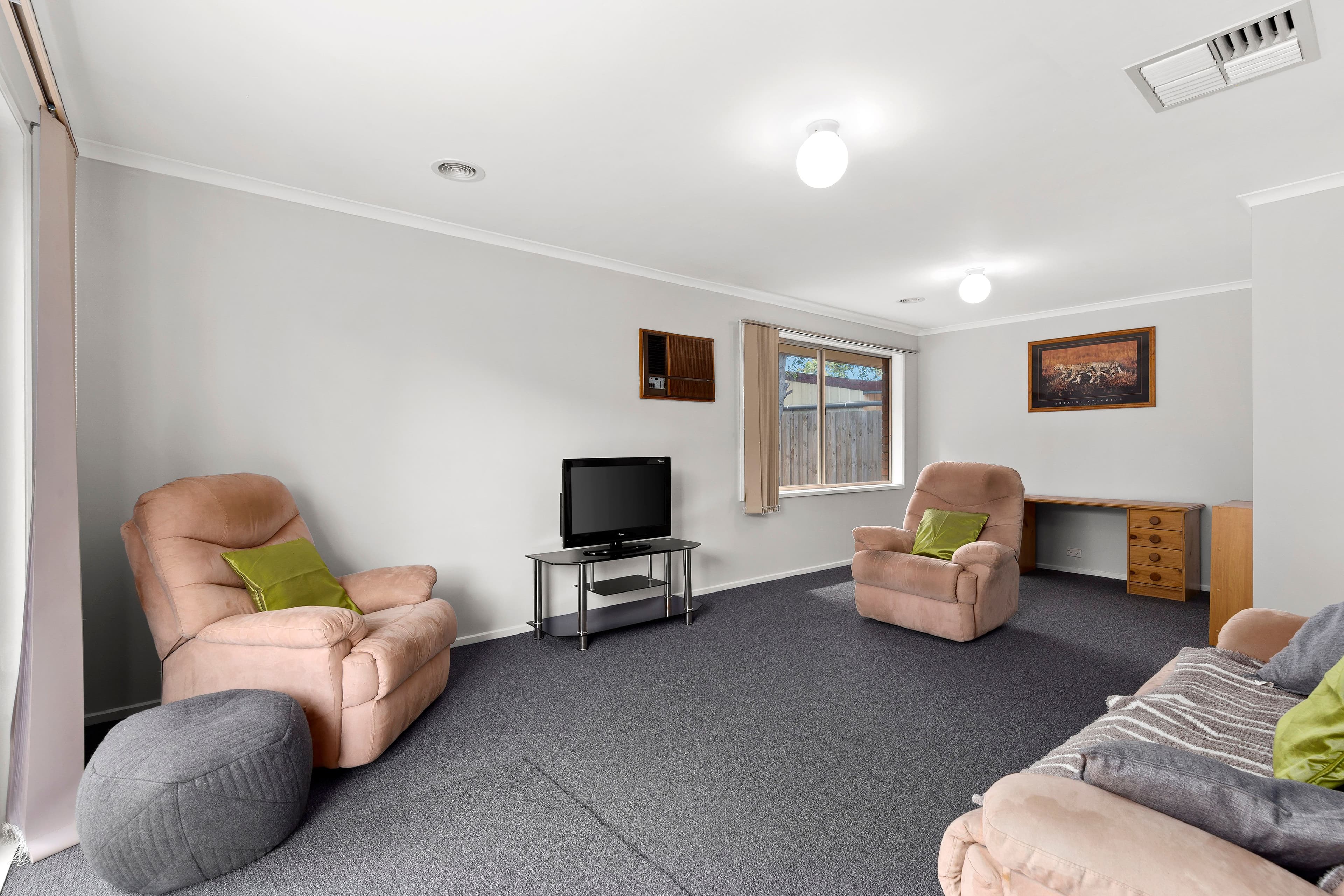 39 Cunningham Drive, Mill Park VIC 3082, Mill Park - Thumbnail 4