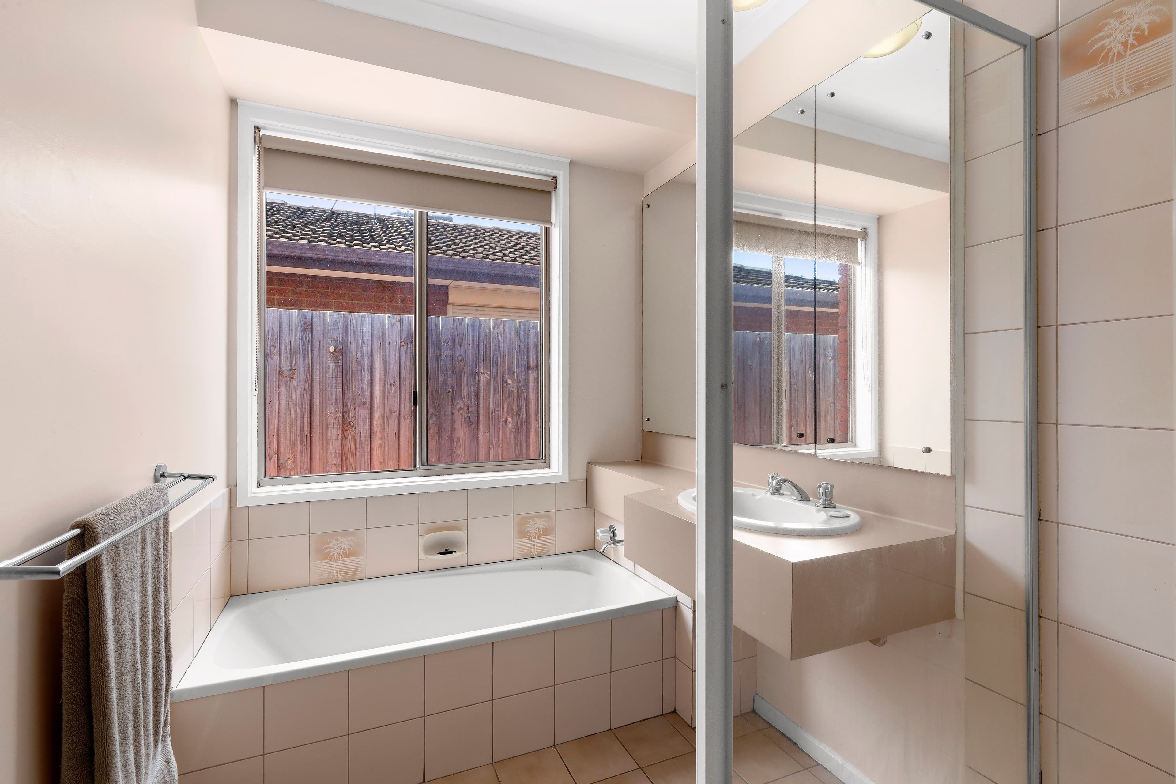 39 Cunningham Drive, Mill Park VIC 3082, Mill Park - Thumbnail 6