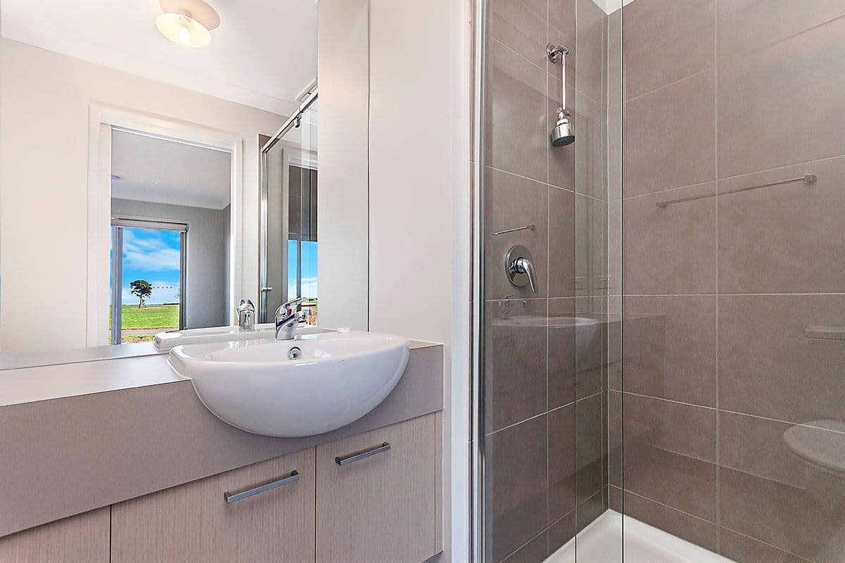 29 Lake Street, Koroit VIC 3282, Koroit - Thumbnail 7