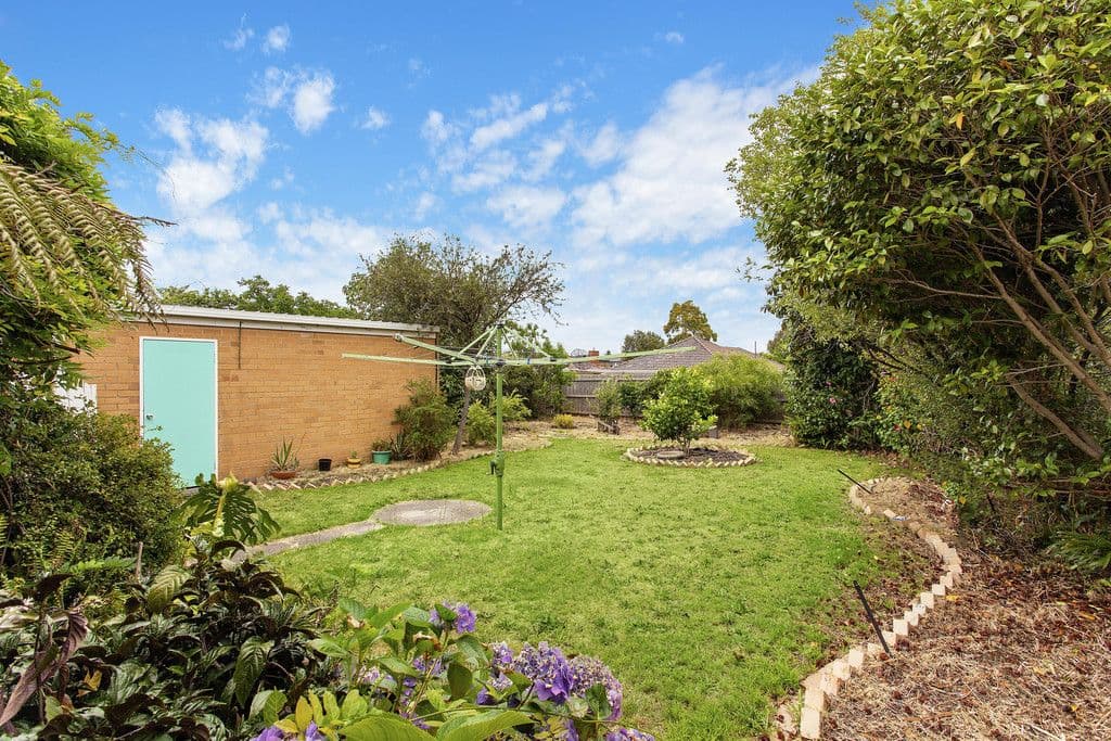 8 Moorookyle Avenue, Hughesdale VIC 3166, Hughesdale - Thumbnail 3