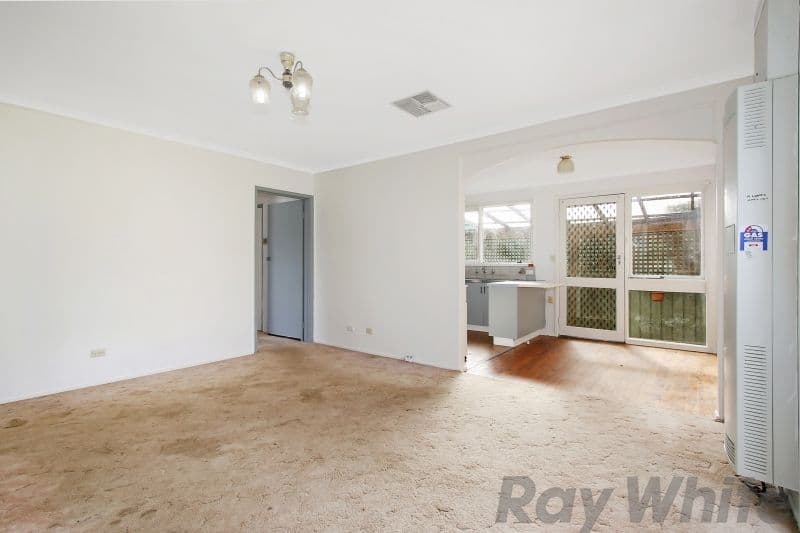 425 Dale Crescent, Lavington - Thumbnail 3