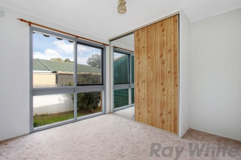 425 Dale Crescent, Lavington - Thumbnail 5