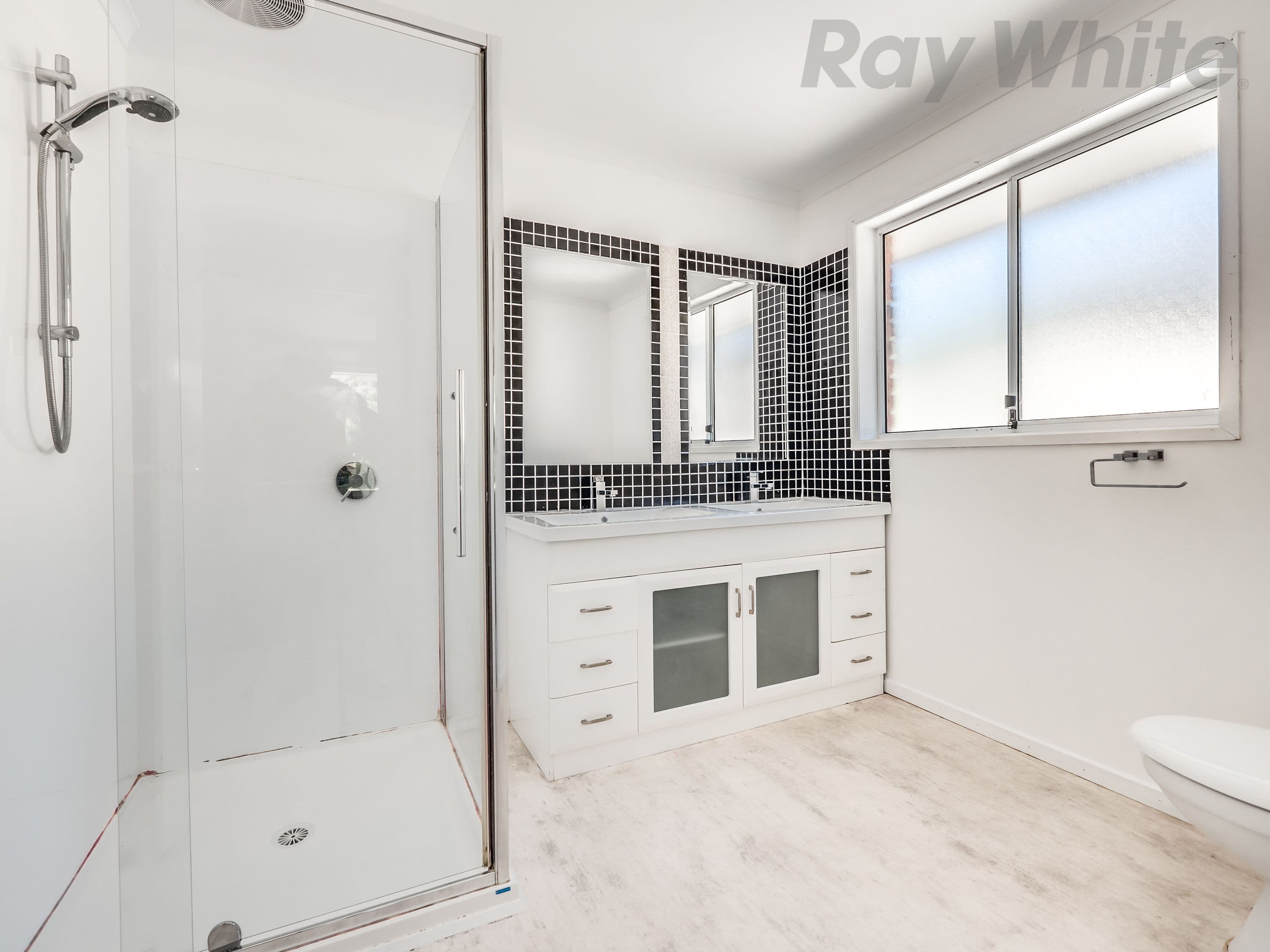 7 Lesdelle Street, Claremont TAS 7011, Claremont - Thumbnail 2