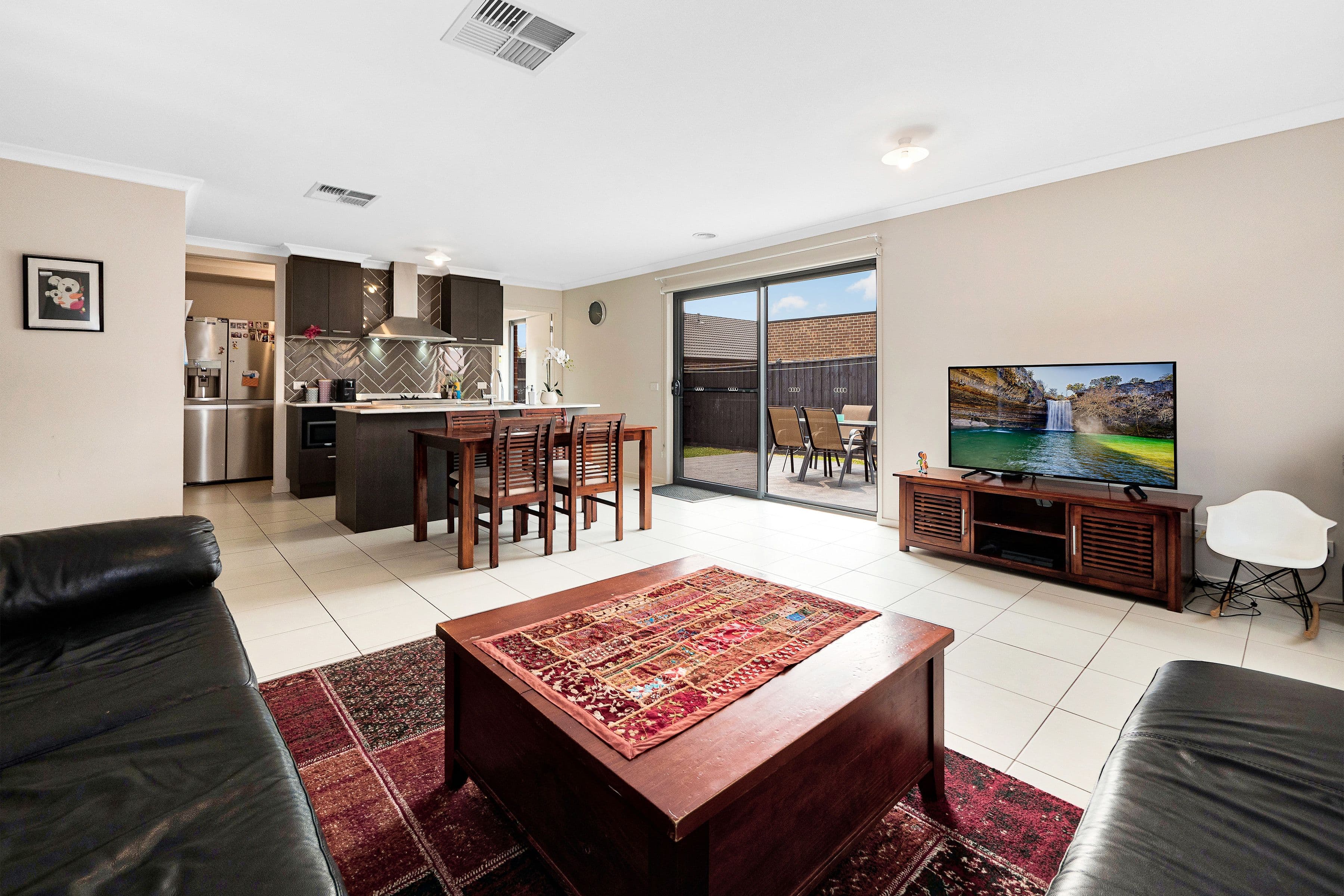 62 Quarters Boulevard, Cranbourne West VIC 3977, Cranbourne West - Thumbnail 2