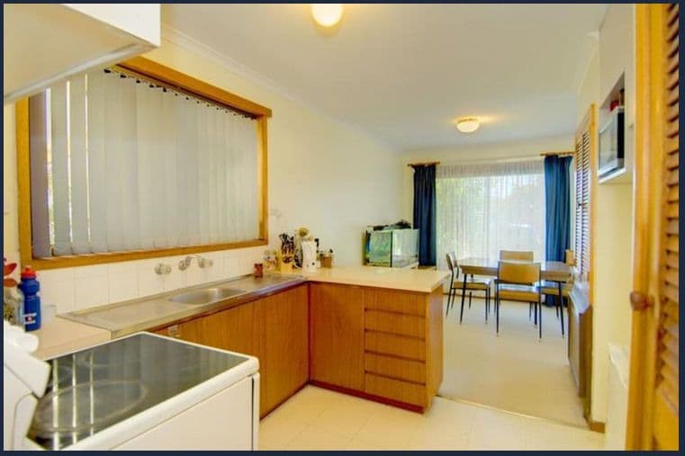 203 Warrina Drive, Delacombe VIC 3356, Delacombe - Thumbnail 2