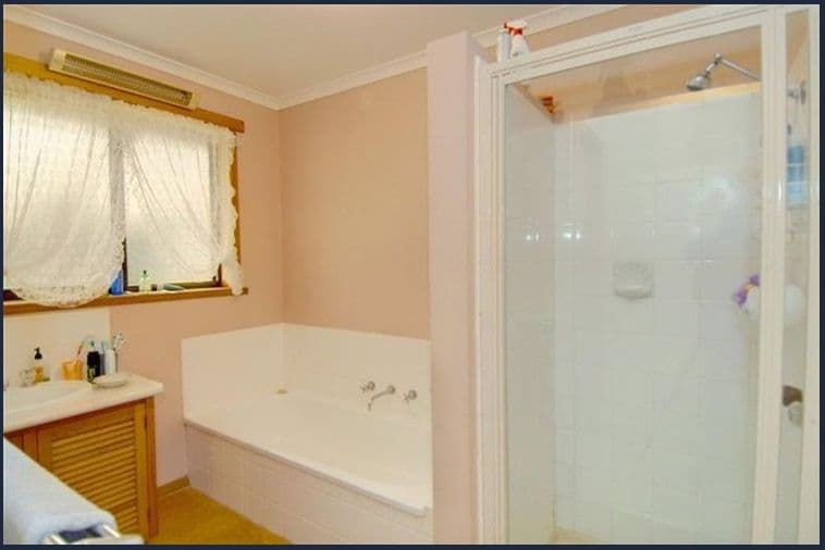 203 Warrina Drive, Delacombe VIC 3356, Delacombe - Thumbnail 6