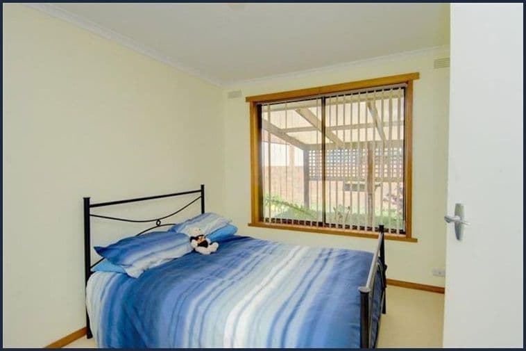 203 Warrina Drive, Delacombe VIC 3356, Delacombe - Thumbnail 8